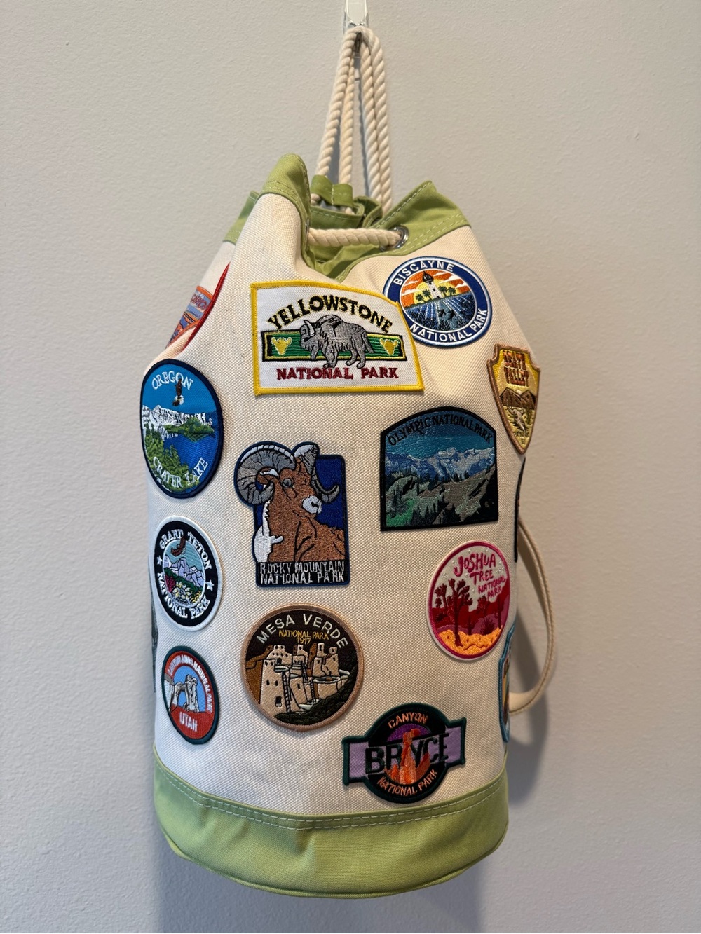 ✨One of a Kind✨ L.L. Bean RARE Vintage duffle Tote Bag National Park Patches - Picture 3 of 7